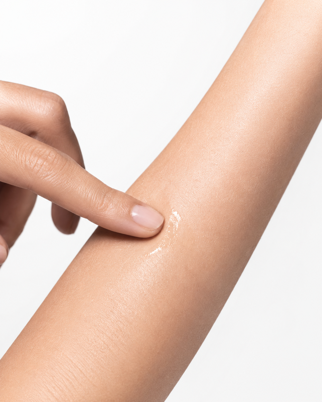 Lightweight gel serum texture on skin - sương sương philosophy of Vietnamese skincare